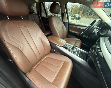 Серый БМВ Х5, объемом двигателя 2 л и пробегом 89 тыс. км за 27000 $, фото 35 на Automoto.ua