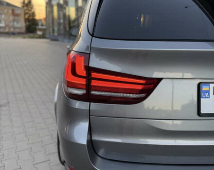 Серый БМВ Х5, объемом двигателя 3 л и пробегом 153 тыс. км за 24800 $, фото 11 на Automoto.ua