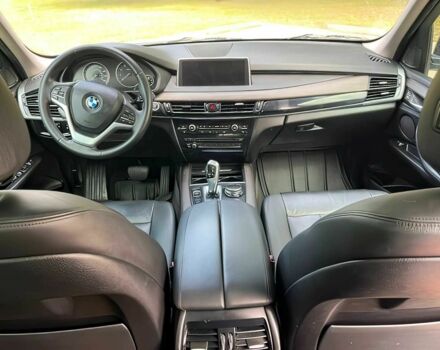 Серый БМВ Х5, объемом двигателя 3 л и пробегом 75 тыс. км за 21500 $, фото 8 на Automoto.ua