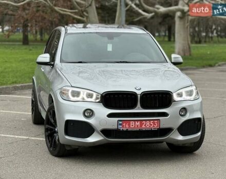 Сірий БМВ Х5, об'ємом двигуна 2.98 л та пробігом 140 тис. км за 27500 $, фото 12 на Automoto.ua