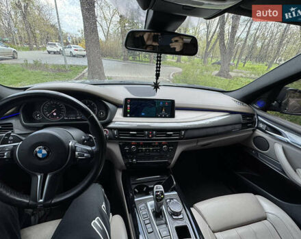 Серый БМВ Х5, объемом двигателя 3 л и пробегом 230 тыс. км за 36000 $, фото 14 на Automoto.ua