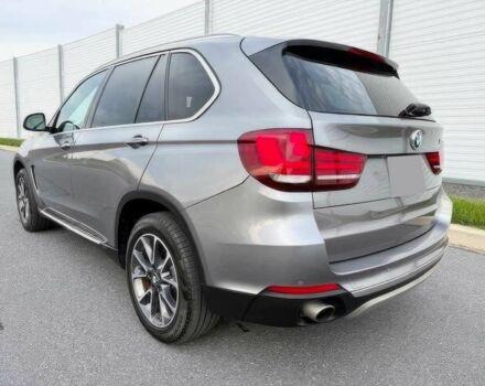 Серый БМВ Х5, объемом двигателя 3 л и пробегом 73 тыс. км за 6800 $, фото 6 на Automoto.ua