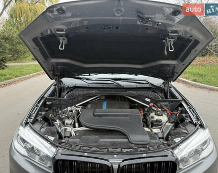 Серый БМВ Х5, объемом двигателя 2 л и пробегом 89 тыс. км за 27000 $, фото 16 на Automoto.ua