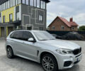Сірий БМВ Х5, об'ємом двигуна 2 л та пробігом 172 тис. км за 32500 $, фото 1 на Automoto.ua