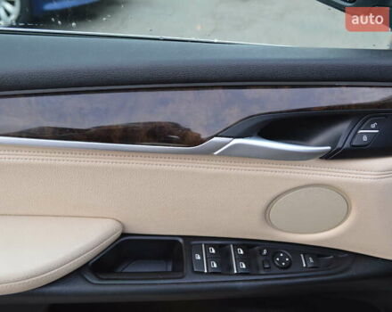 Серый БМВ Х5, объемом двигателя 2 л и пробегом 131 тыс. км за 27800 $, фото 31 на Automoto.ua