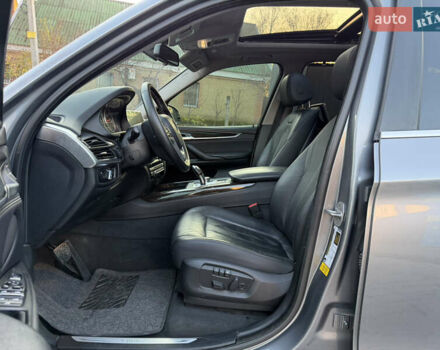 Серый БМВ Х5, объемом двигателя 2.98 л и пробегом 209 тыс. км за 19500 $, фото 18 на Automoto.ua