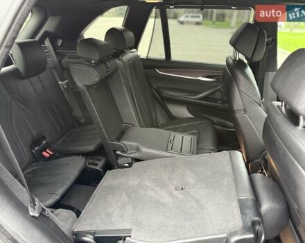 Сірий БМВ Х5, об'ємом двигуна 2.98 л та пробігом 140 тис. км за 27500 $, фото 28 на Automoto.ua