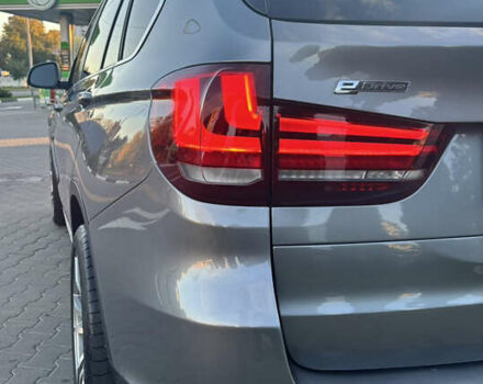 Серый БМВ Х5, объемом двигателя 2 л и пробегом 112 тыс. км за 25200 $, фото 14 на Automoto.ua