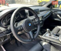 Сірий БМВ Х5, об'ємом двигуна 2 л та пробігом 136 тис. км за 31000 $, фото 45 на Automoto.ua