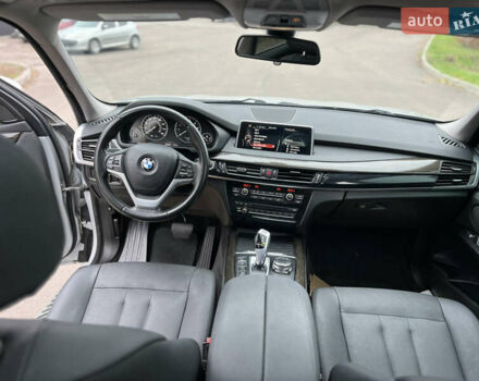 Серый БМВ Х5, объемом двигателя 2 л и пробегом 246 тыс. км за 18850 $, фото 27 на Automoto.ua