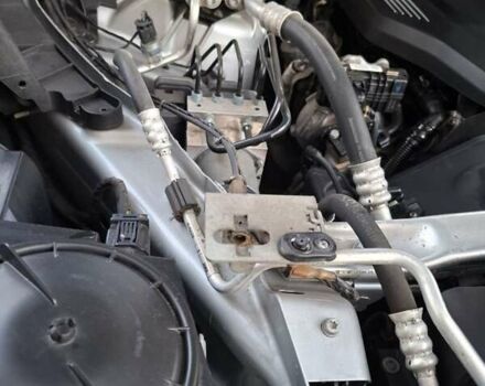 Серый БМВ Х5, объемом двигателя 2 л и пробегом 89 тыс. км за 36200 $, фото 5 на Automoto.ua