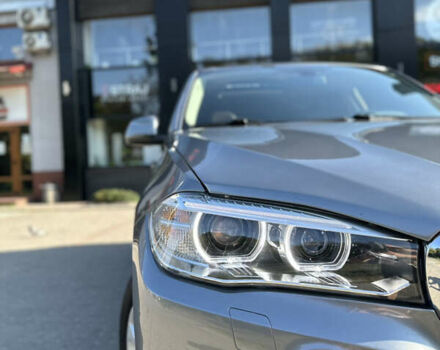 Серый БМВ Х5, объемом двигателя 2 л и пробегом 176 тыс. км за 29900 $, фото 7 на Automoto.ua