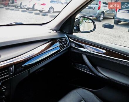 Сірий БМВ Х5, об'ємом двигуна 2 л та пробігом 160 тис. км за 27800 $, фото 17 на Automoto.ua