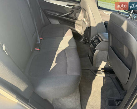 Сірий БМВ Х5, об'ємом двигуна 2.99 л та пробігом 131 тис. км за 27850 $, фото 20 на Automoto.ua