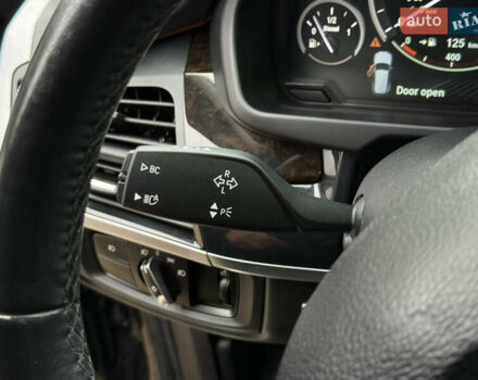 Серый БМВ Х5, объемом двигателя 3 л и пробегом 220 тыс. км за 25300 $, фото 57 на Automoto.ua