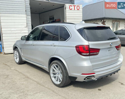 Серый БМВ Х5, объемом двигателя 2.99 л и пробегом 180 тыс. км за 28000 $, фото 1 на Automoto.ua