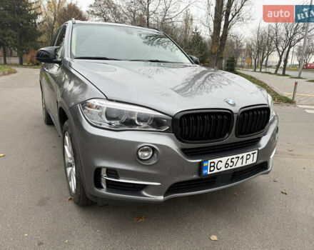 Серый БМВ Х5, объемом двигателя 2 л и пробегом 89 тыс. км за 27000 $, фото 3 на Automoto.ua