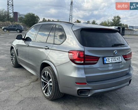 Сірий БМВ Х5, об'ємом двигуна 2.99 л та пробігом 180 тис. км за 42000 $, фото 1 на Automoto.ua