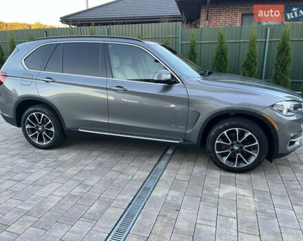 Сірий БМВ Х5, об'ємом двигуна 2.98 л та пробігом 146 тис. км за 25500 $, фото 10 на Automoto.ua