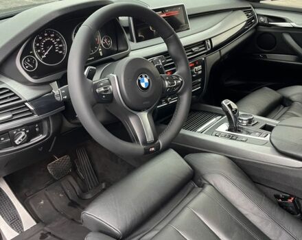 Серый БМВ Х5, объемом двигателя 3 л и пробегом 48 тыс. км за 23800 $, фото 3 на Automoto.ua
