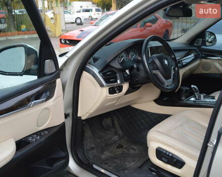 Серый БМВ Х5, объемом двигателя 2 л и пробегом 131 тыс. км за 27800 $, фото 14 на Automoto.ua