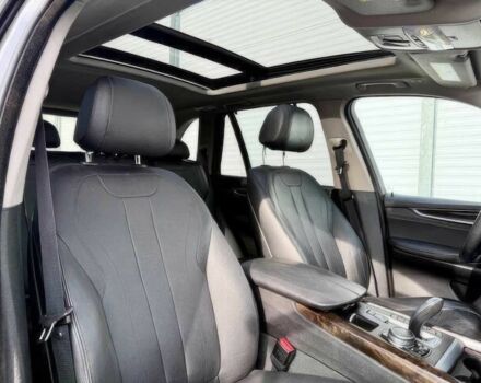 Серый БМВ Х5, объемом двигателя 3 л и пробегом 73 тыс. км за 6800 $, фото 10 на Automoto.ua