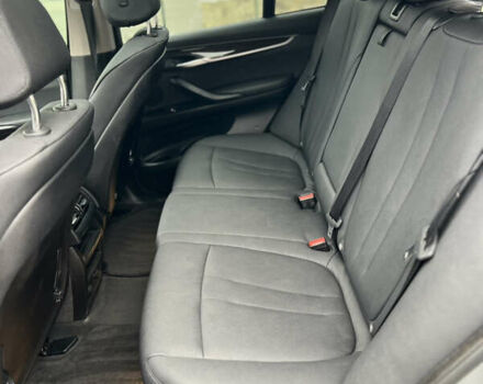 Серый БМВ Х5, объемом двигателя 2 л и пробегом 246 тыс. км за 18850 $, фото 18 на Automoto.ua