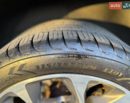 Серый БМВ Х5, объемом двигателя 3 л и пробегом 153 тыс. км за 24800 $, фото 27 на Automoto.ua