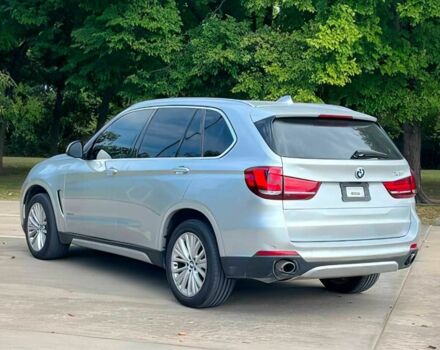Серый БМВ Х5, объемом двигателя 3 л и пробегом 75 тыс. км за 21500 $, фото 5 на Automoto.ua