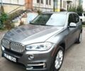 Серый БМВ Х5, объемом двигателя 2 л и пробегом 175 тыс. км за 19700 $, фото 10 на Automoto.ua