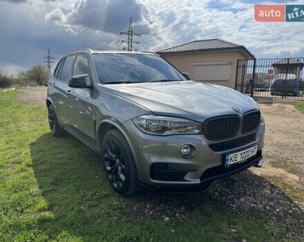 Серый БМВ Х5, объемом двигателя 3 л и пробегом 230 тыс. км за 36000 $, фото 34 на Automoto.ua
