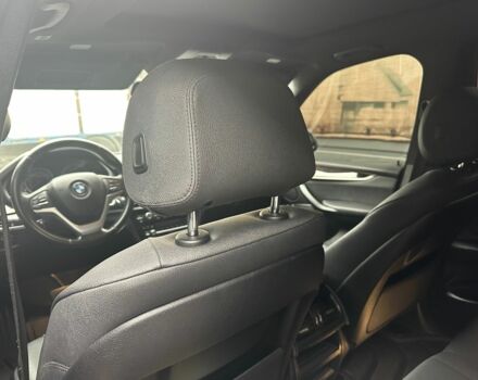 Серый БМВ Х5, объемом двигателя 3 л и пробегом 210 тыс. км за 23000 $, фото 3 на Automoto.ua