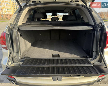 Сірий БМВ Х5, об'ємом двигуна 2.99 л та пробігом 131 тис. км за 27850 $, фото 17 на Automoto.ua