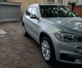 Серый БМВ Х5, объемом двигателя 2 л и пробегом 190 тыс. км за 25900 $, фото 1 на Automoto.ua