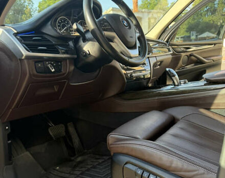 Серый БМВ Х5, объемом двигателя 2 л и пробегом 112 тыс. км за 35000 $, фото 11 на Automoto.ua