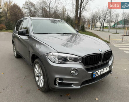 Серый БМВ Х5, объемом двигателя 2 л и пробегом 89 тыс. км за 27000 $, фото 12 на Automoto.ua
