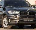 Серый БМВ Х5, объемом двигателя 2 л и пробегом 130 тыс. км за 24500 $, фото 1 на Automoto.ua
