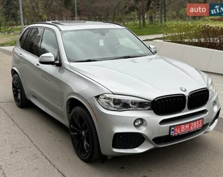 Сірий БМВ Х5, об'ємом двигуна 2.98 л та пробігом 140 тис. км за 27500 $, фото 11 на Automoto.ua