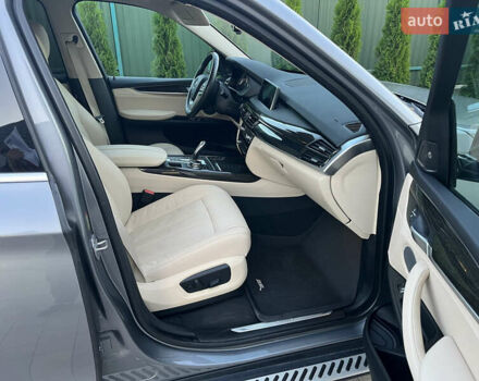Сірий БМВ Х5, об'ємом двигуна 2.98 л та пробігом 146 тис. км за 25500 $, фото 6 на Automoto.ua