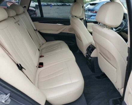 Серый БМВ Х5, объемом двигателя 3 л и пробегом 54 тыс. км за 6800 $, фото 9 на Automoto.ua