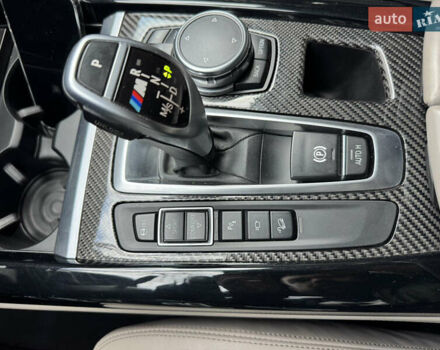 Серый БМВ Х5, объемом двигателя 3 л и пробегом 230 тыс. км за 36000 $, фото 16 на Automoto.ua