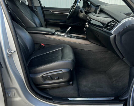 Сірий БМВ Х5, об'ємом двигуна 2.99 л та пробігом 193 тис. км за 27500 $, фото 29 на Automoto.ua