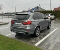 Серый БМВ Х5, объемом двигателя 3 л и пробегом 48 тыс. км за 23800 $, фото 2 на Automoto.ua