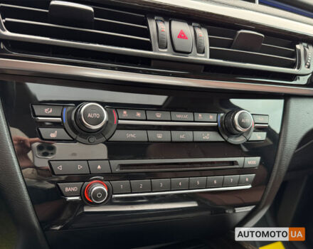 Серый БМВ Х5, объемом двигателя 2 л и пробегом 133 тыс. км за 29900 $, фото 26 на Automoto.ua