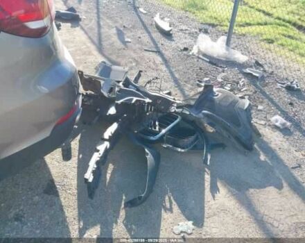 Сірий БМВ Х5, об'ємом двигуна 3 л та пробігом 54 тис. км за 6400 $, фото 11 на Automoto.ua