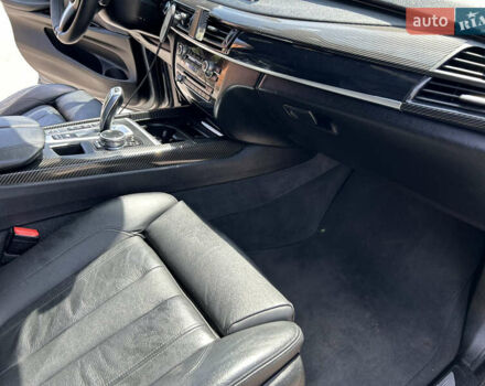 Сірий БМВ Х5, об'ємом двигуна 2 л та пробігом 136 тис. км за 31000 $, фото 34 на Automoto.ua