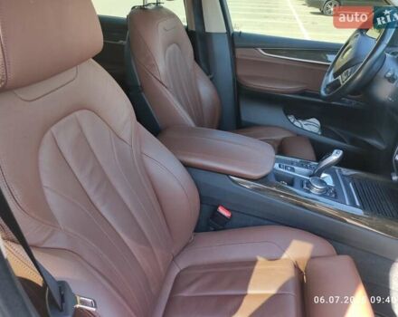 Серый БМВ Х5, объемом двигателя 2.99 л и пробегом 127 тыс. км за 41000 $, фото 7 на Automoto.ua