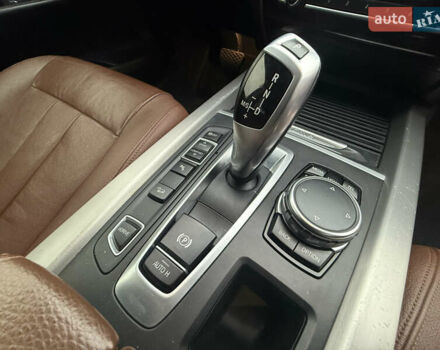 Серый БМВ Х5, объемом двигателя 2 л и пробегом 89 тыс. км за 27000 $, фото 37 на Automoto.ua