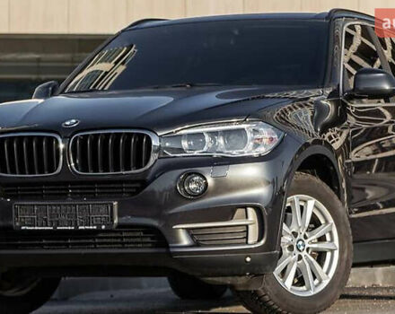 Серый БМВ Х5, объемом двигателя 2 л и пробегом 130 тыс. км за 24500 $, фото 2 на Automoto.ua
