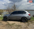 Серый БМВ Х5, объемом двигателя 3 л и пробегом 230 тыс. км за 36000 $, фото 35 на Automoto.ua